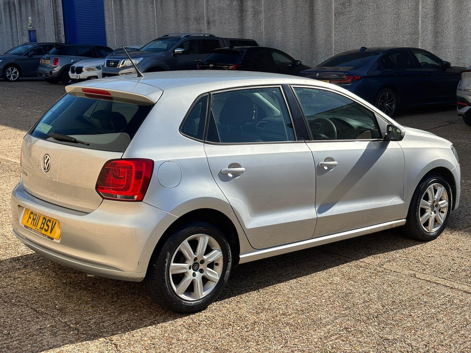 Used Volkswagen Polo 2011 for sale - 76184565: Photo 21