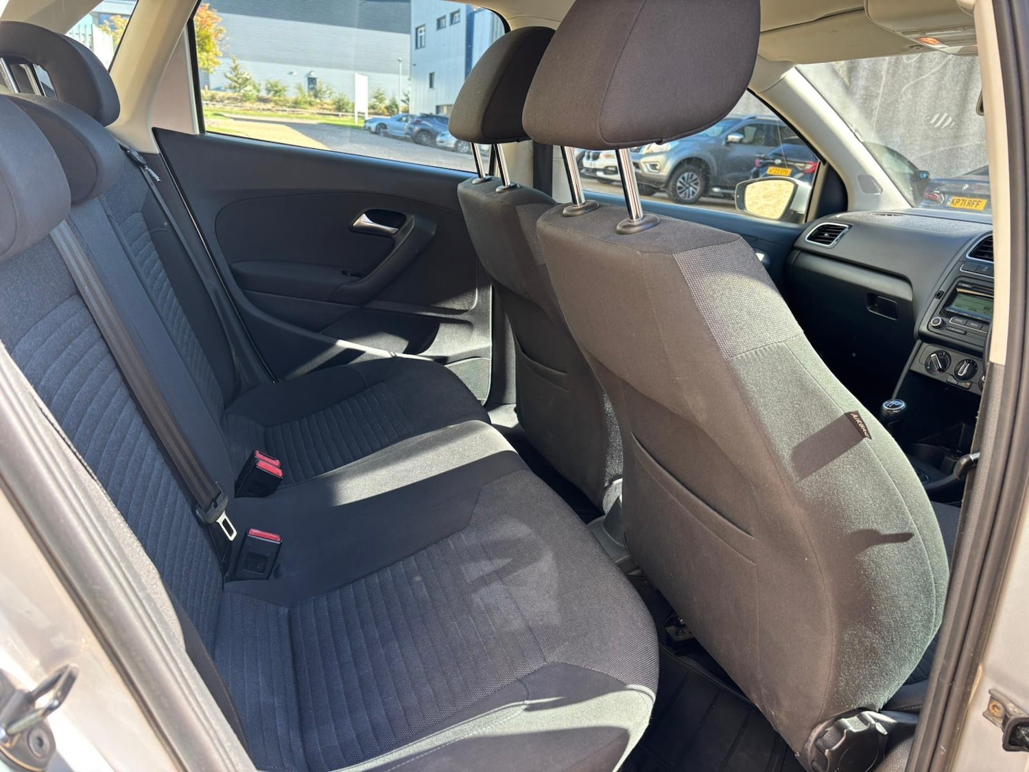 Used Volkswagen Polo 2011 for sale - 76184565: Photo 23