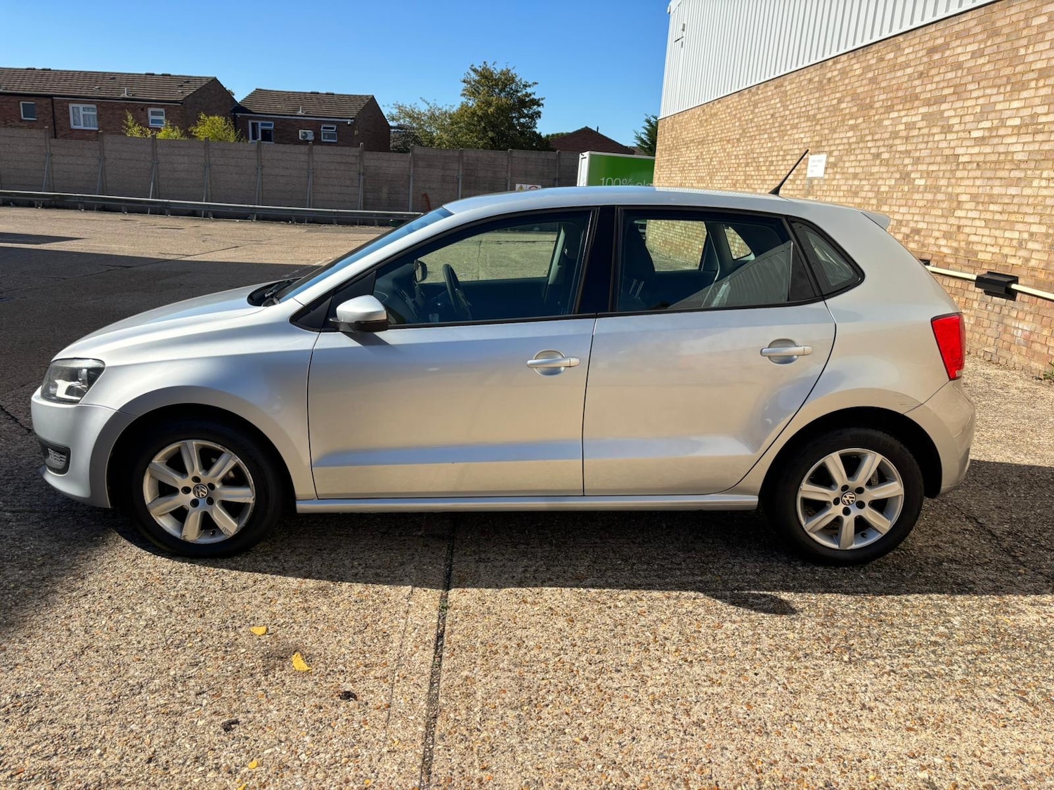 Used Volkswagen Polo 2011 for sale - 76184565: Photo 32