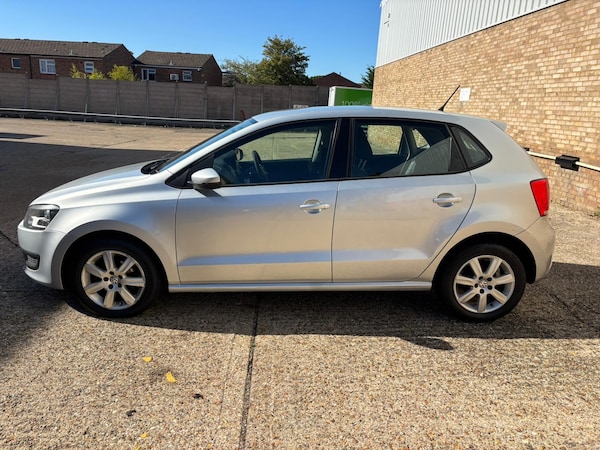 Used Volkswagen Polo 2011 for sale - 76184565: Photo 32