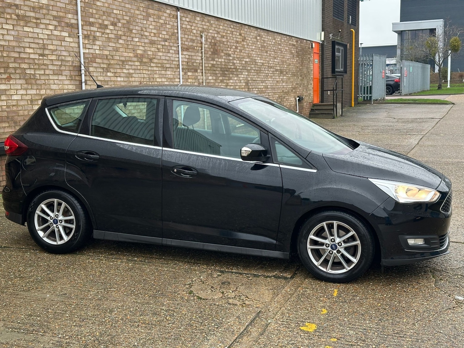 Used Ford C-Max 2015 for sale - 77286782: Photo 10