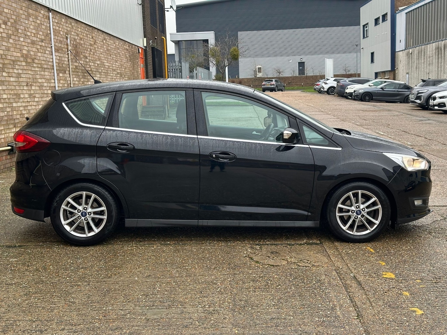 Used Ford C-Max 2015 for sale - 77286782: Photo 9
