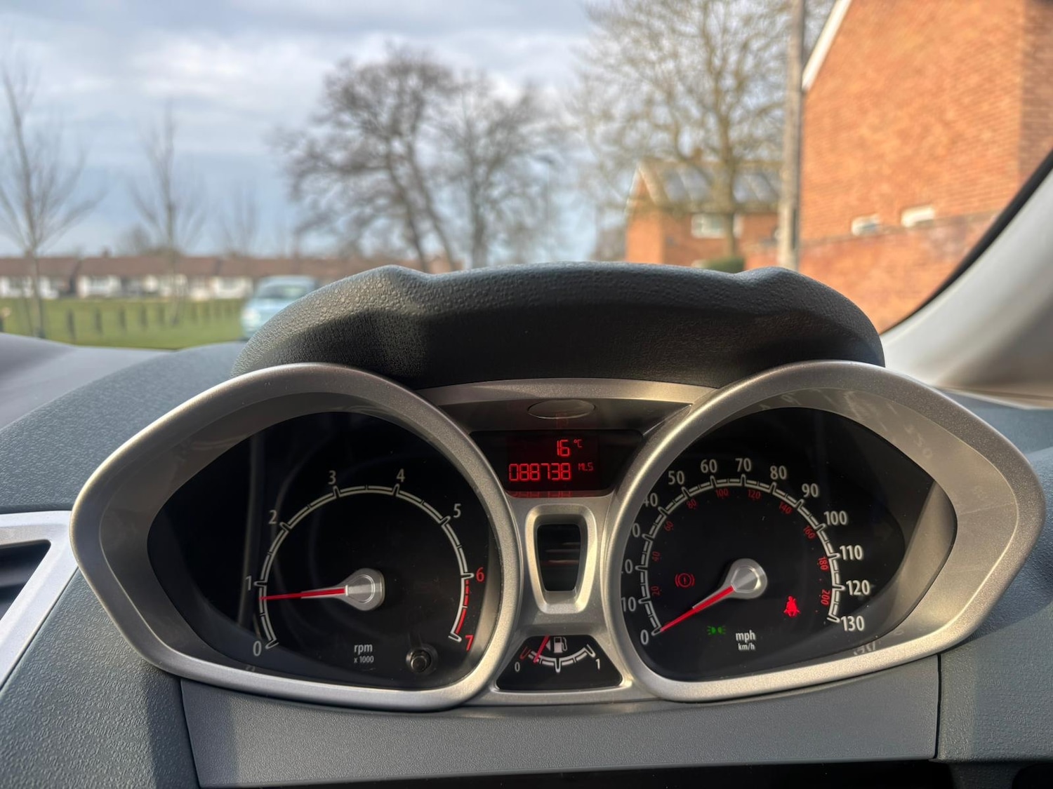 Used Ford Fiesta 2010 for sale - 76057259: Photo 11