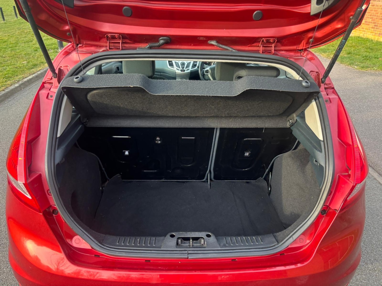 Used Ford Fiesta 2010 for sale - 76057259: Photo 26