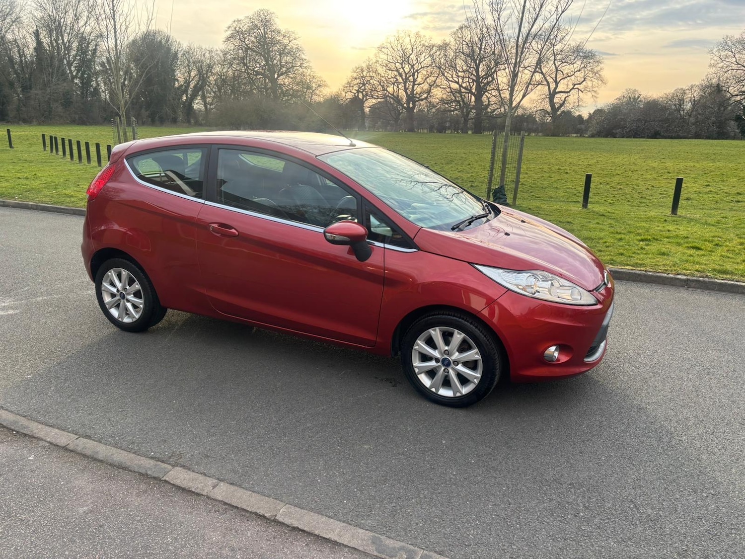 Used Ford Fiesta 2010 for sale - 76057259: Photo 7