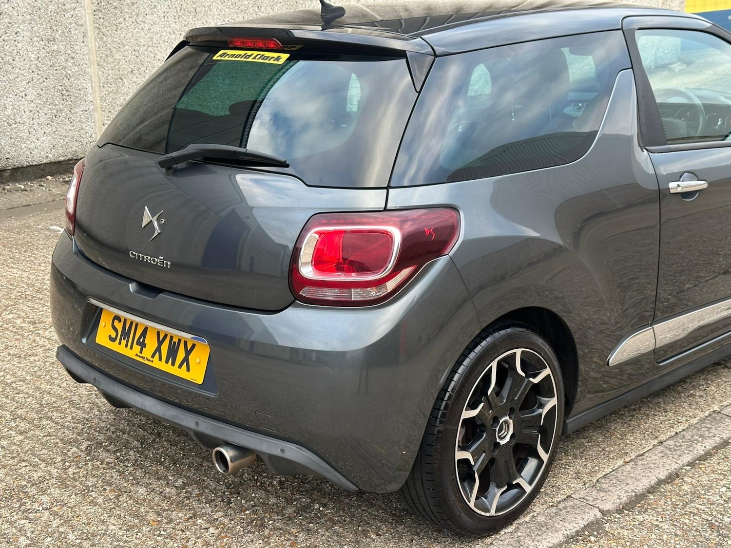 Vehicle 29
