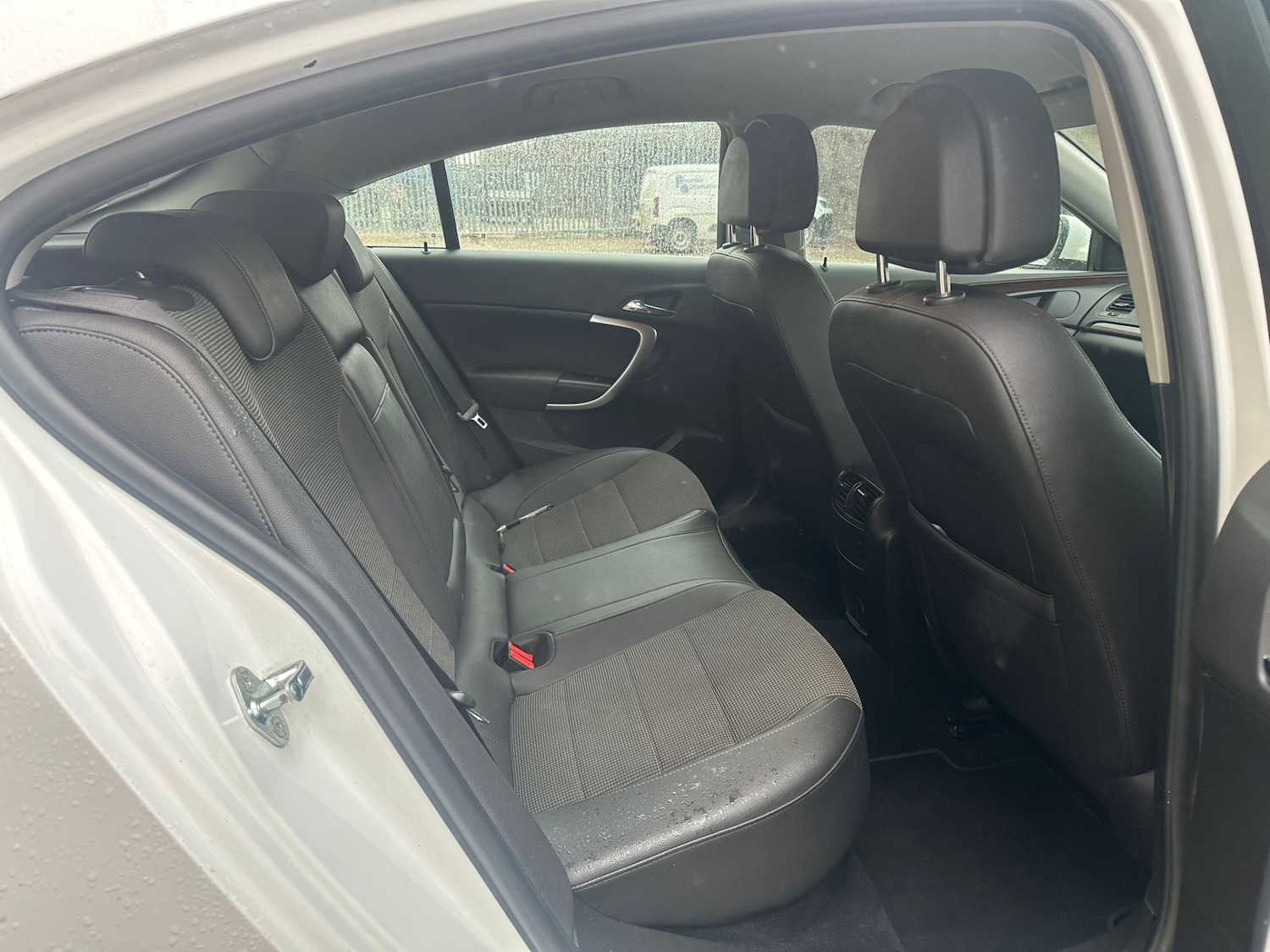 Used Vauxhall Insignia 2011 for sale - 77288607: Photo 26