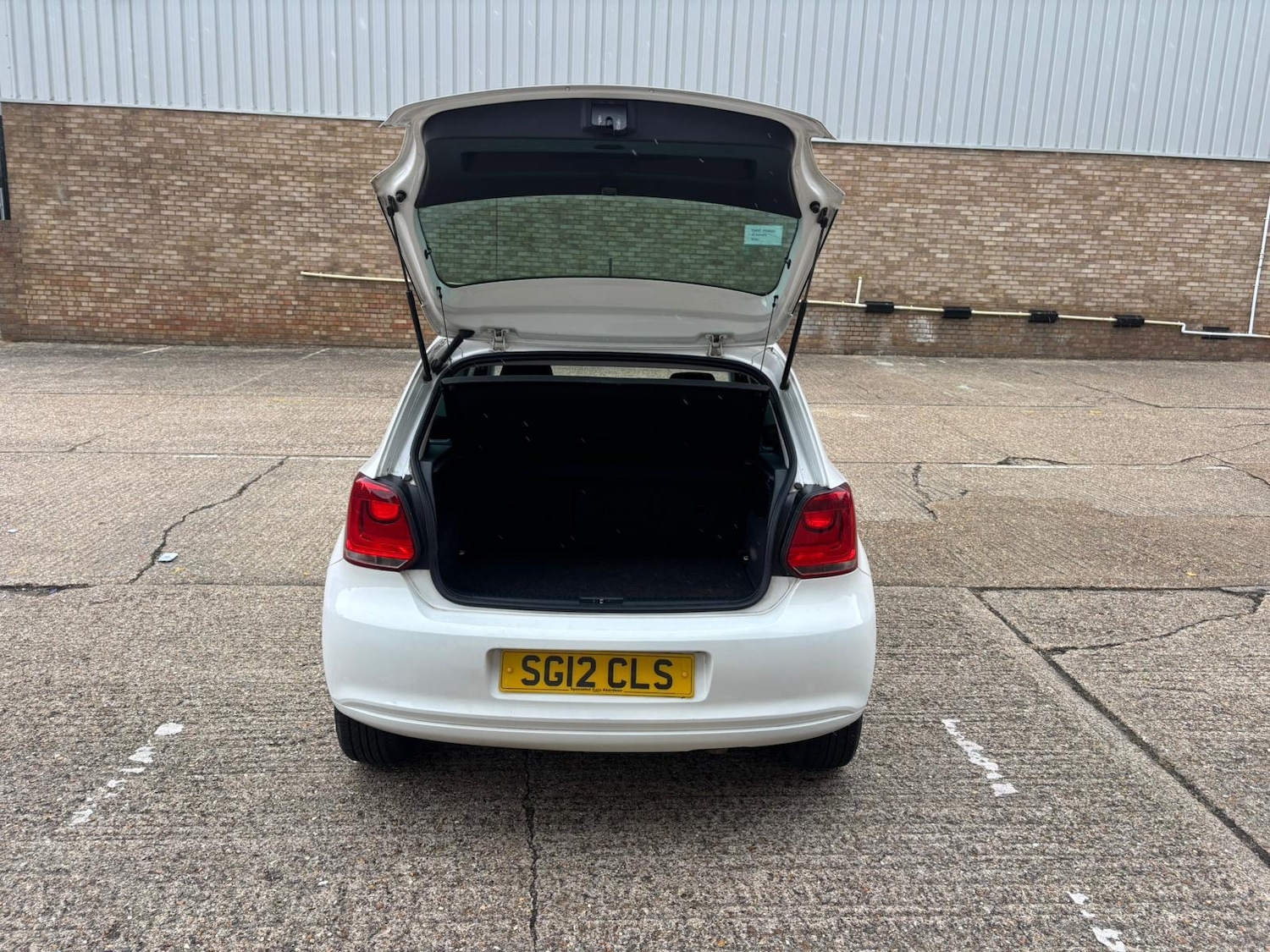 Vehicle 29