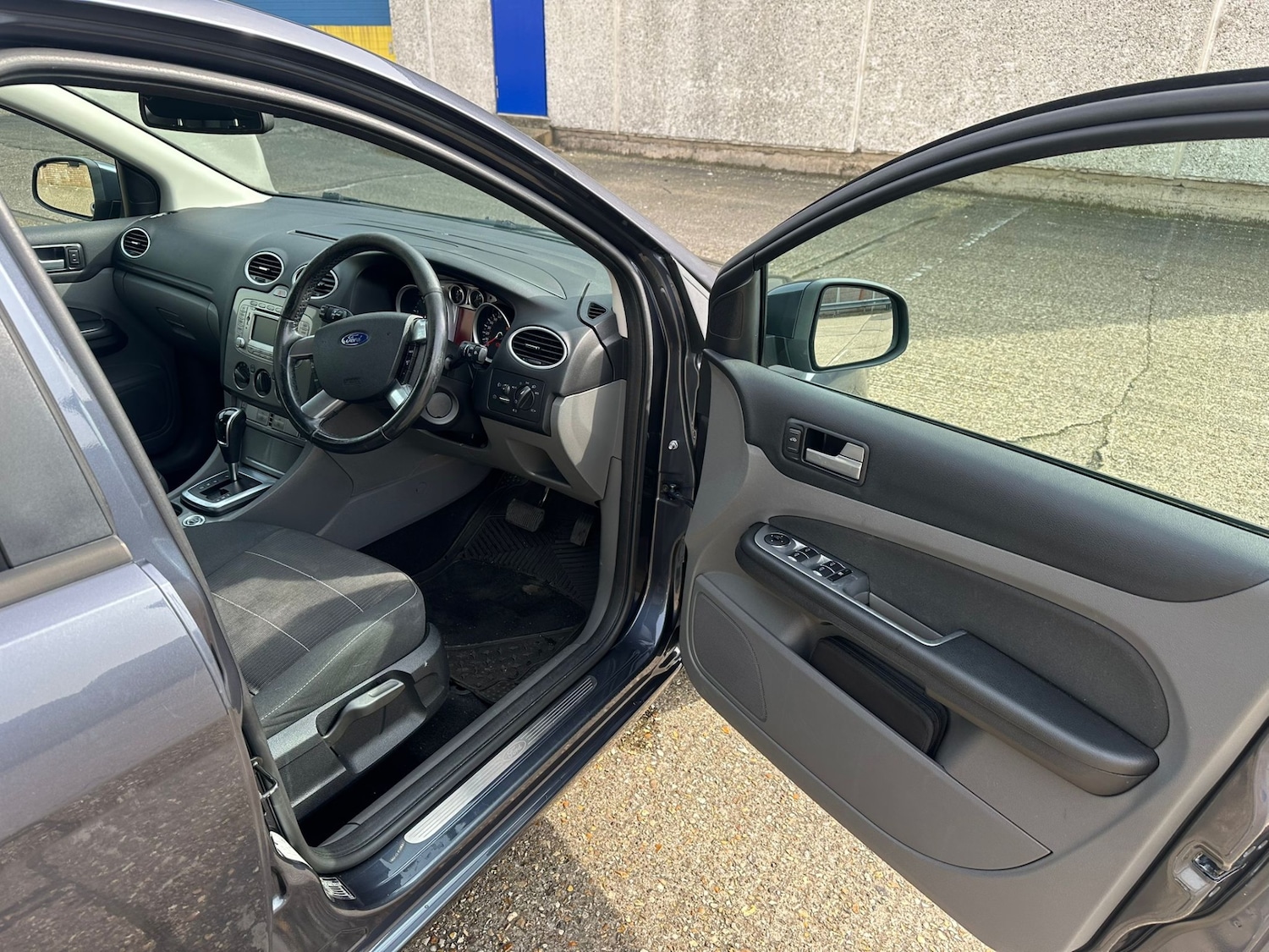 Used Ford Focus 2010 for sale - 78026857: Photo 11