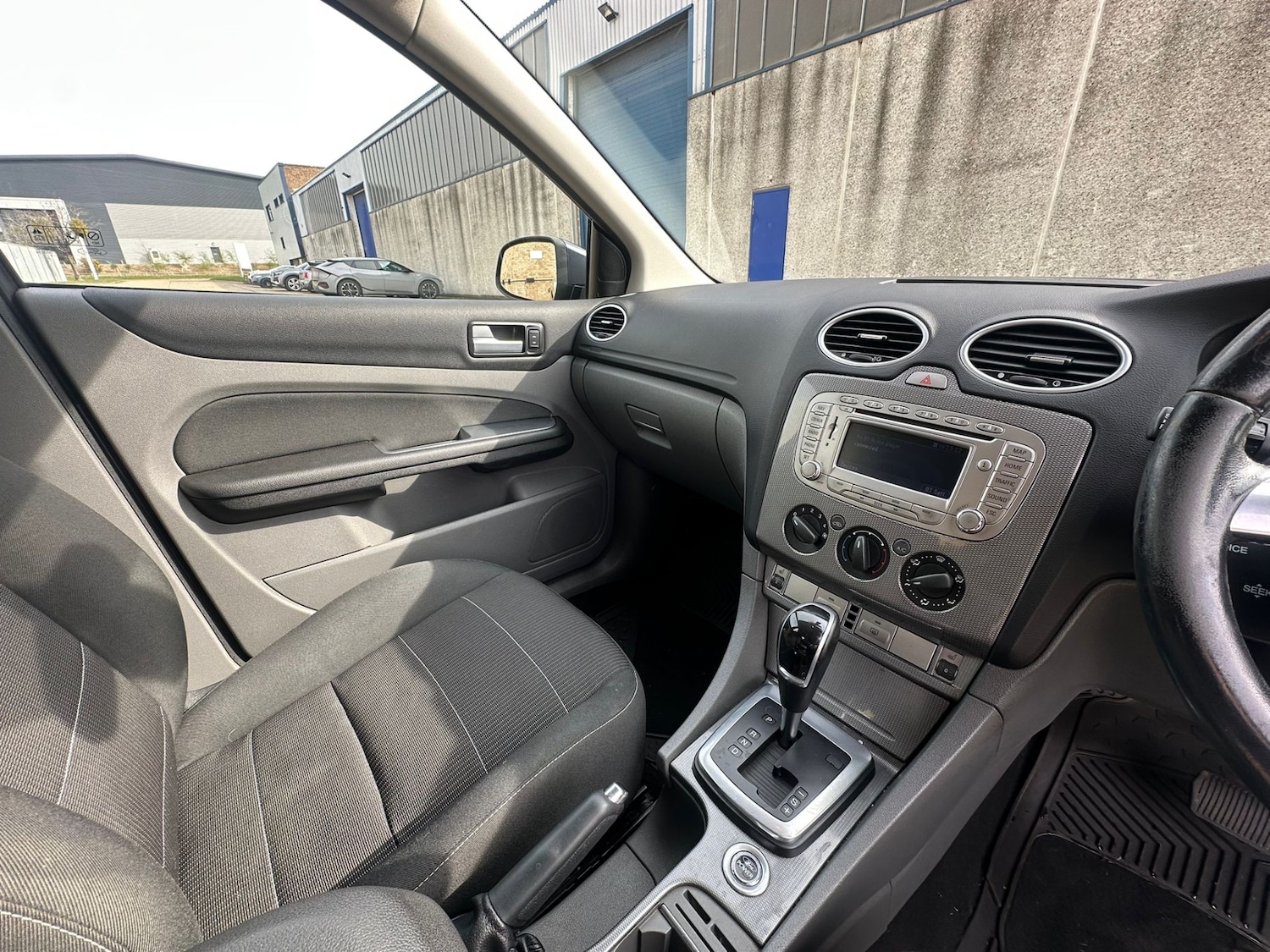 Used Ford Focus 2010 for sale - 78026857: Photo 24