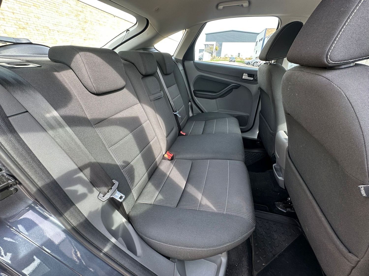 Used Ford Focus 2010 for sale - 78026857: Photo 29