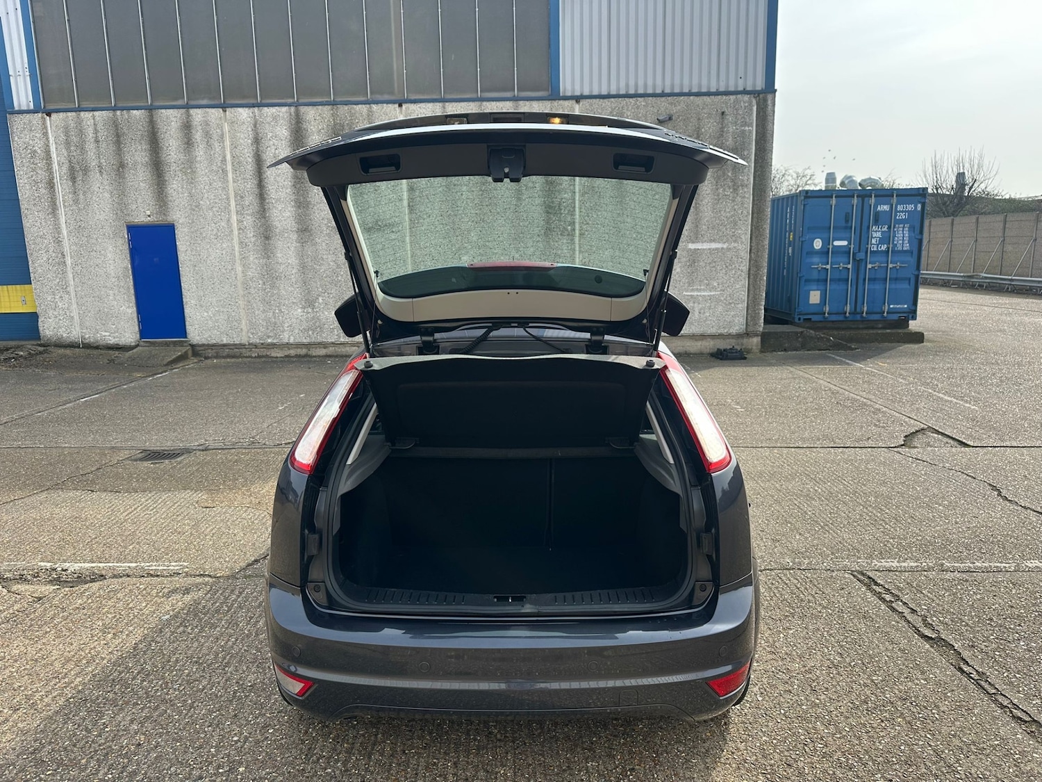 Used Ford Focus 2010 for sale - 78026857: Photo 32