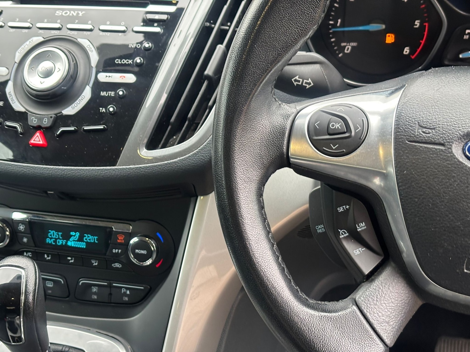 Used Ford Grand C-Max 2011 for sale - 76449746: Photo 16