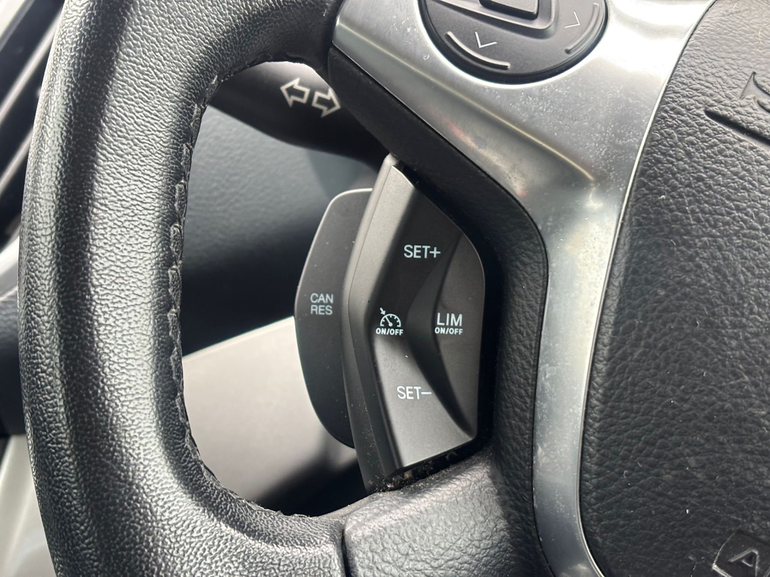 Used Ford Grand C-Max 2011 for sale - 76449746: Photo 17