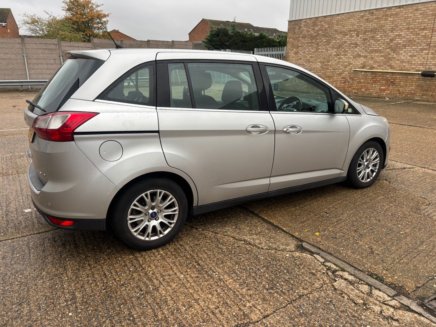 Used Ford Grand C-Max 2011 for sale - 76449746: Photo 34