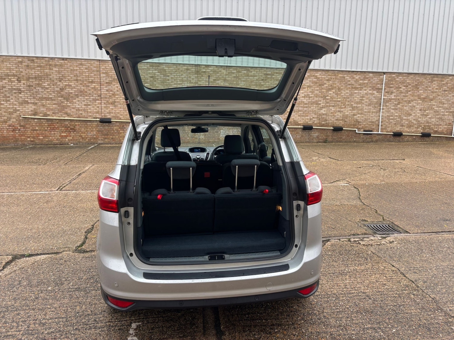 Used Ford Grand C-Max 2011 for sale - 76449746: Photo 38