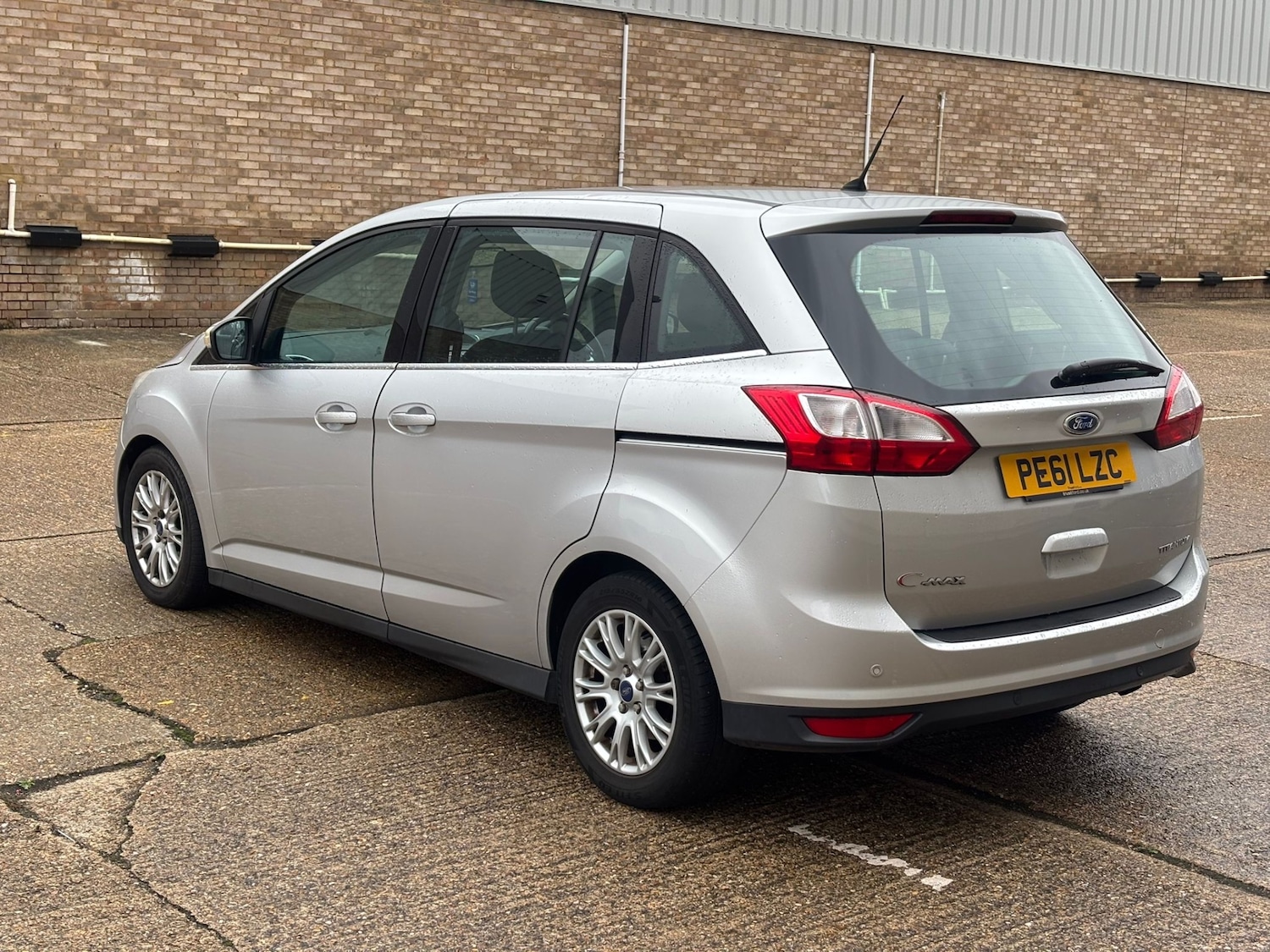 Used Ford Grand C-Max 2011 for sale - 76449746: Photo 42