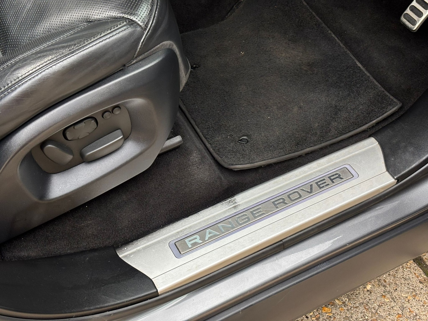 Used Land Rover Range Rover Sport 2014 for sale - 76185896: Photo 18