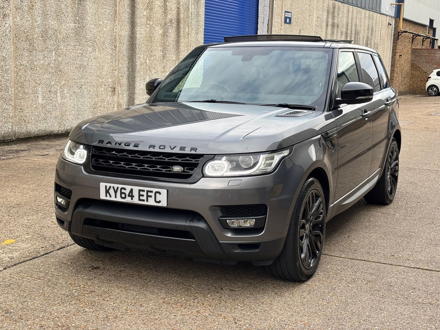 Used Land Rover Range Rover Sport 2014 for sale - 76185896: Photo 3