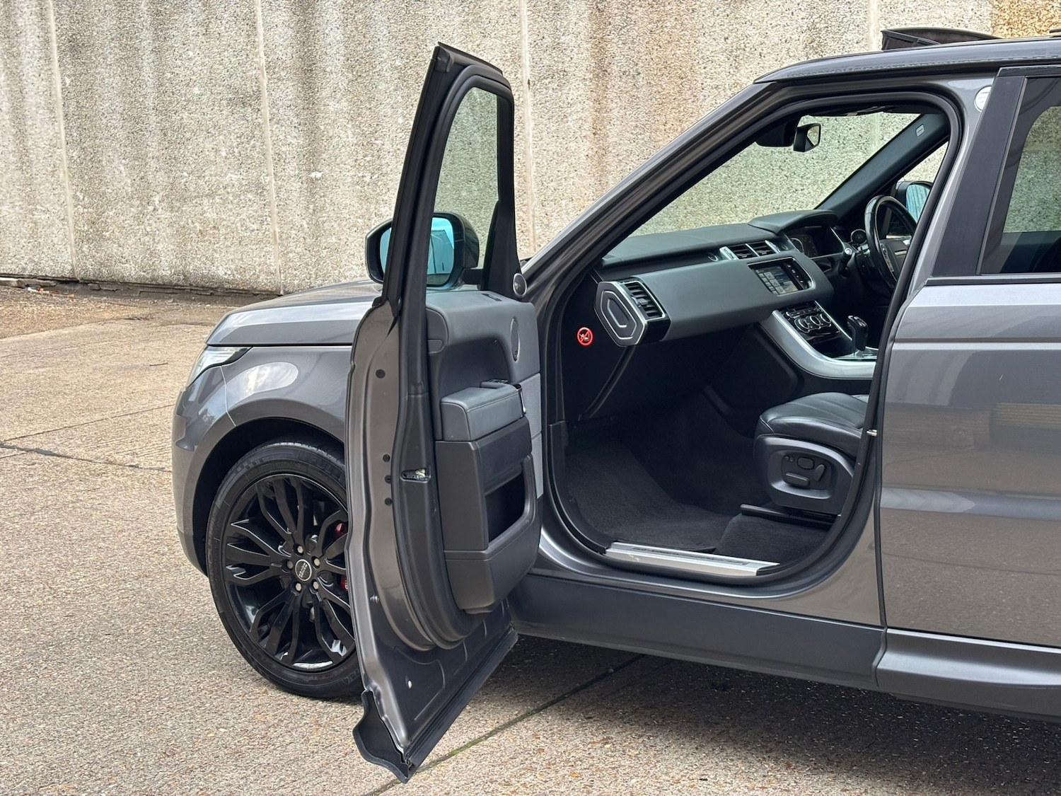 Used Land Rover Range Rover Sport 2014 for sale - 76185896: Photo 60