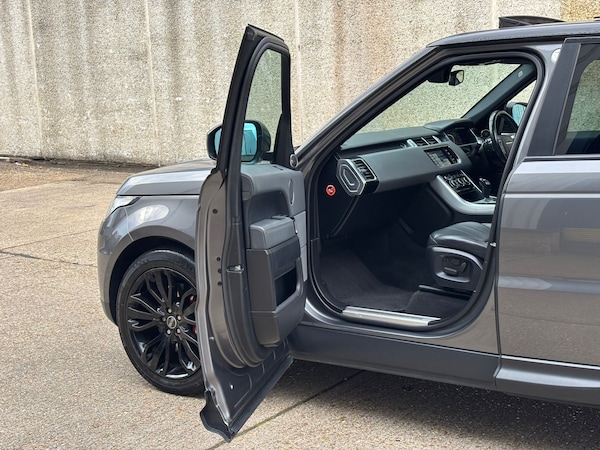 Used Land Rover Range Rover Sport 2014 for sale - 76185896: Photo 60