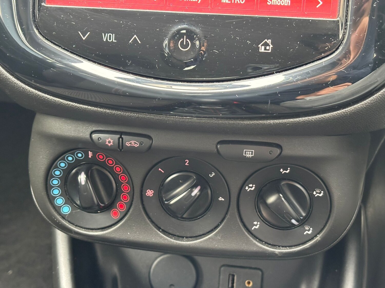 Used Vauxhall Corsa 2015 for sale - 76171017: Photo 23