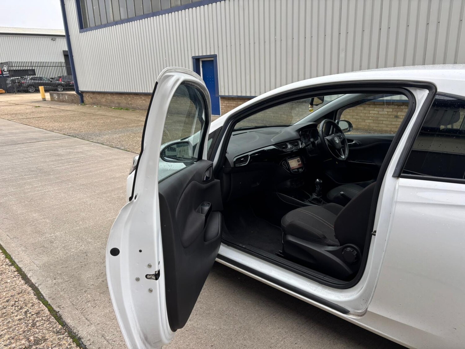 Used Vauxhall Corsa 2015 for sale - 76171017: Photo 36