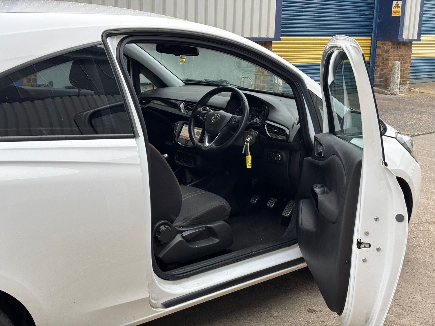 Used Vauxhall Corsa 2015 for sale - 76171017: Photo 9