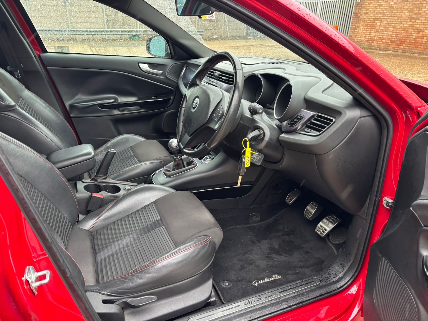 Used Alfa Romeo Giulietta 2011 for sale - 76165376: Photo 14