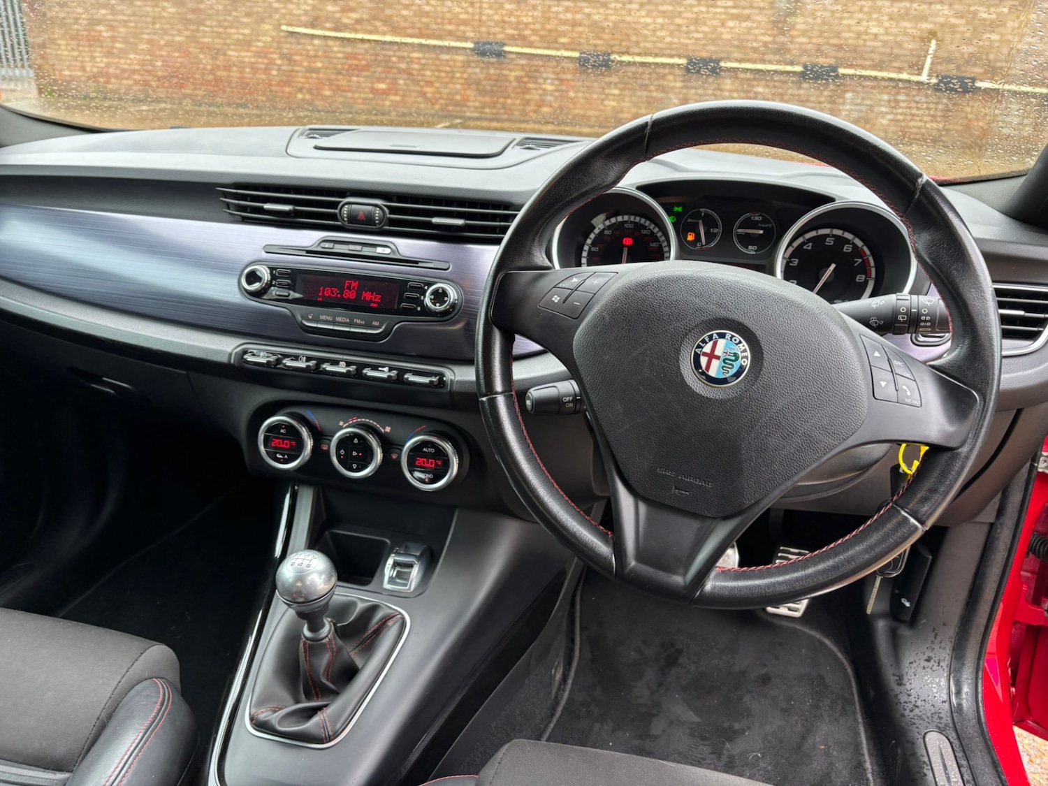 Used Alfa Romeo Giulietta 2011 for sale - 76165376: Photo 16