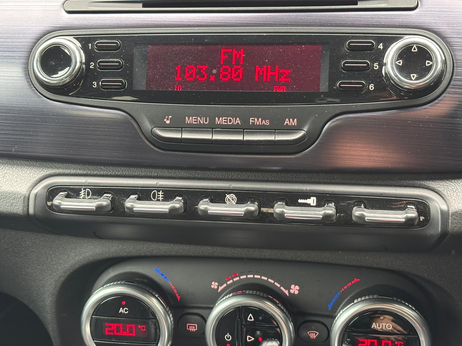 Used Alfa Romeo Giulietta 2011 for sale - 76165376: Photo 24