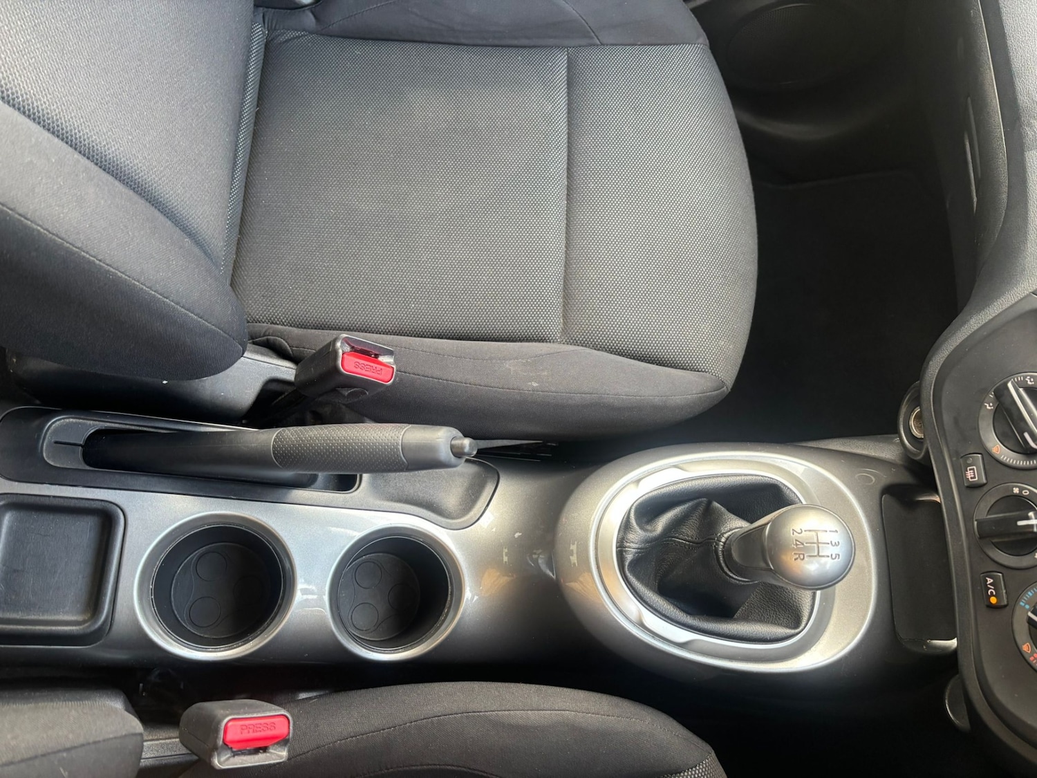 Used Nissan Juke 2010 for sale - 76212193: Photo 18