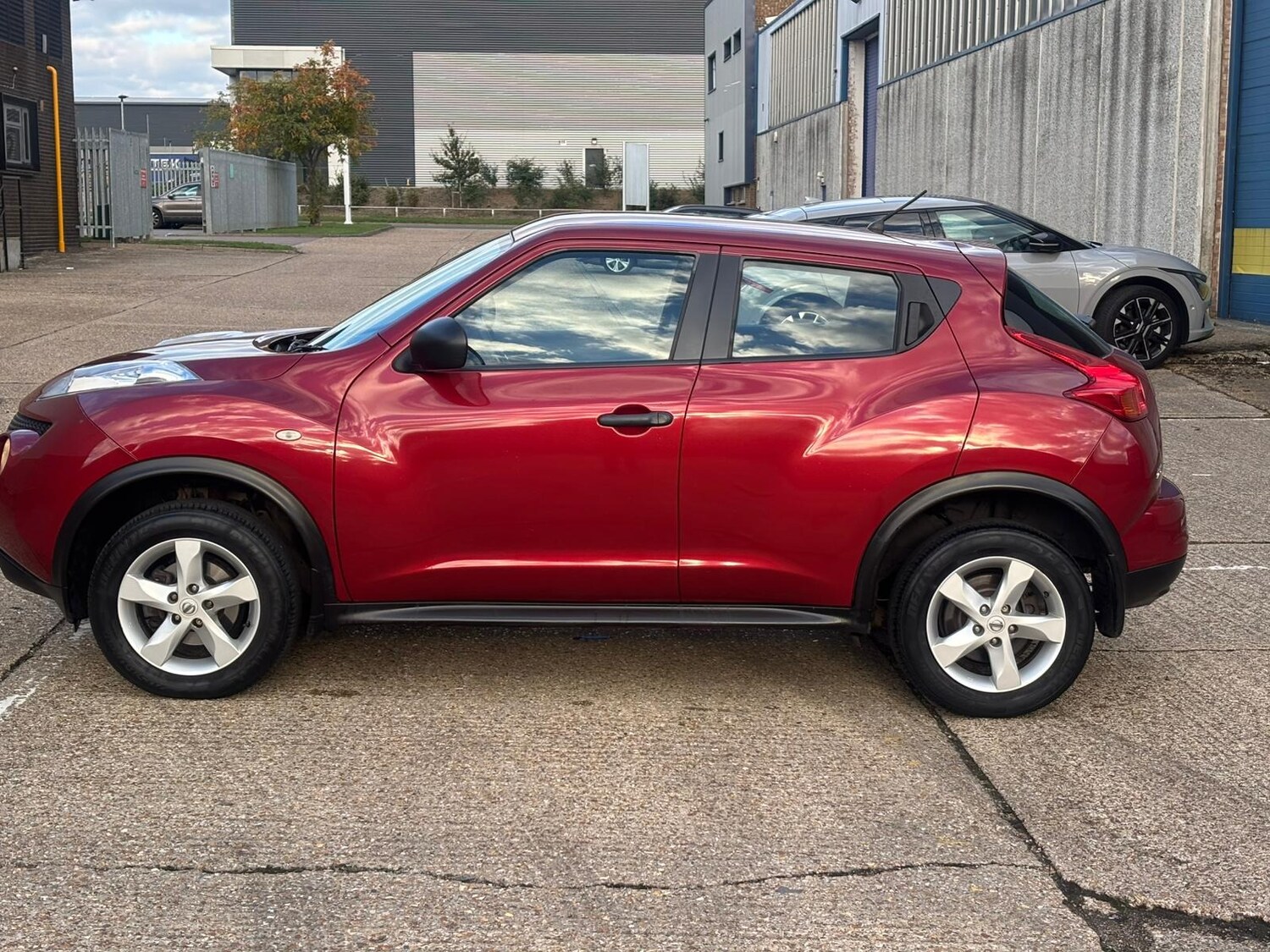 Used Nissan Juke 2010 for sale - 76212193: Photo 33