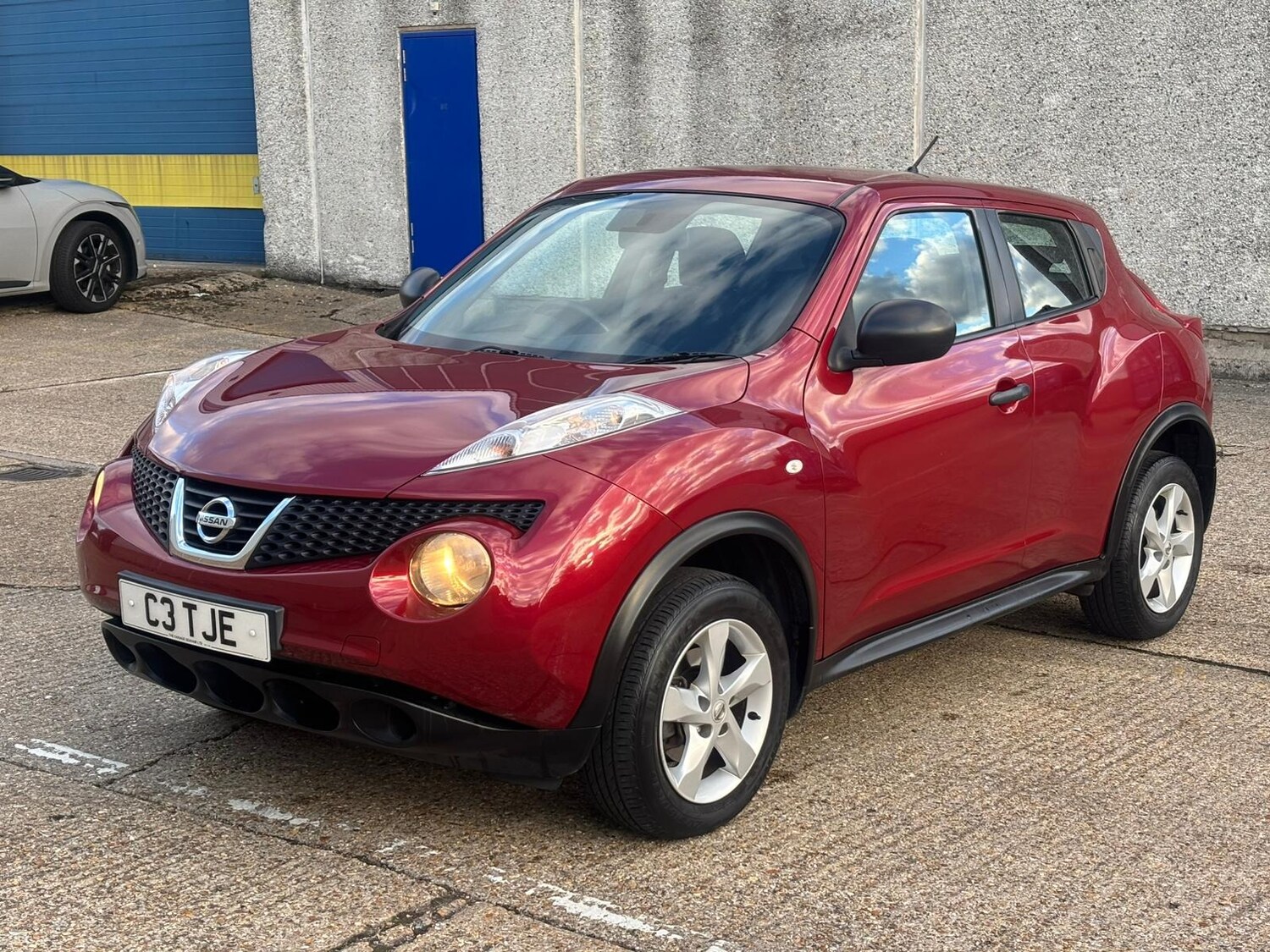 Used Nissan Juke 2010 for sale - 76212193: Photo 37