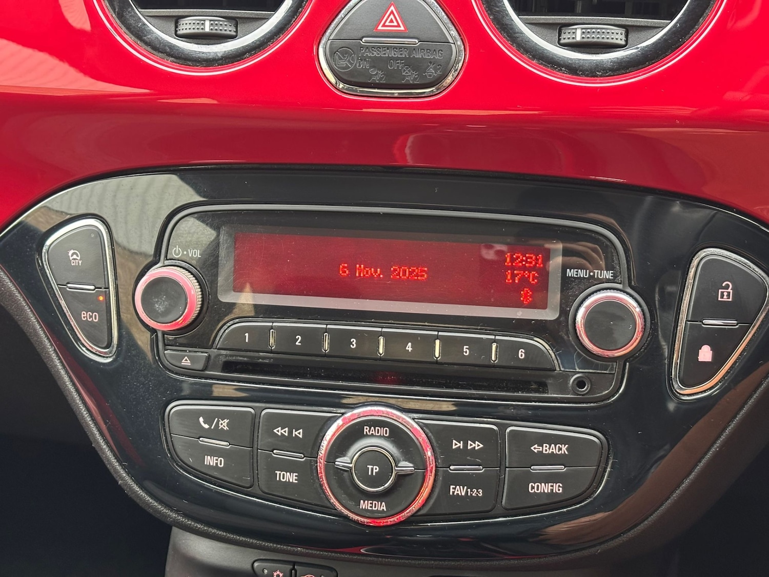 Used Vauxhall ADAM 2013 for sale - 76491818: Photo 23