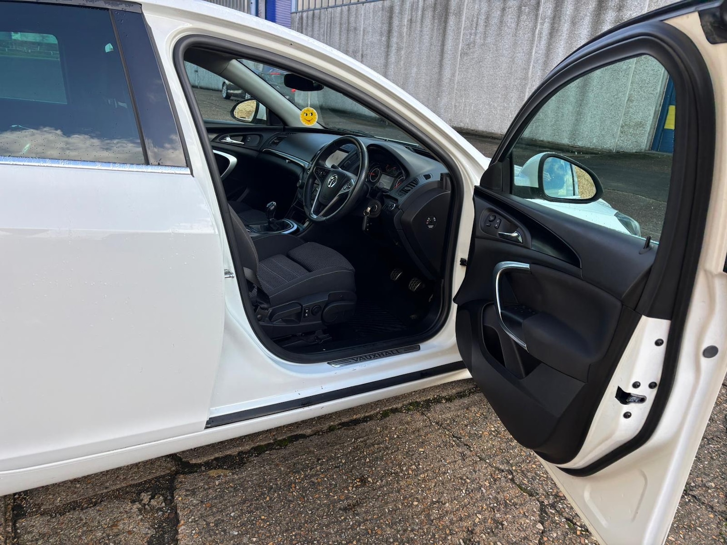 Used Vauxhall Insignia 2014 for sale - 77394017: Photo 12