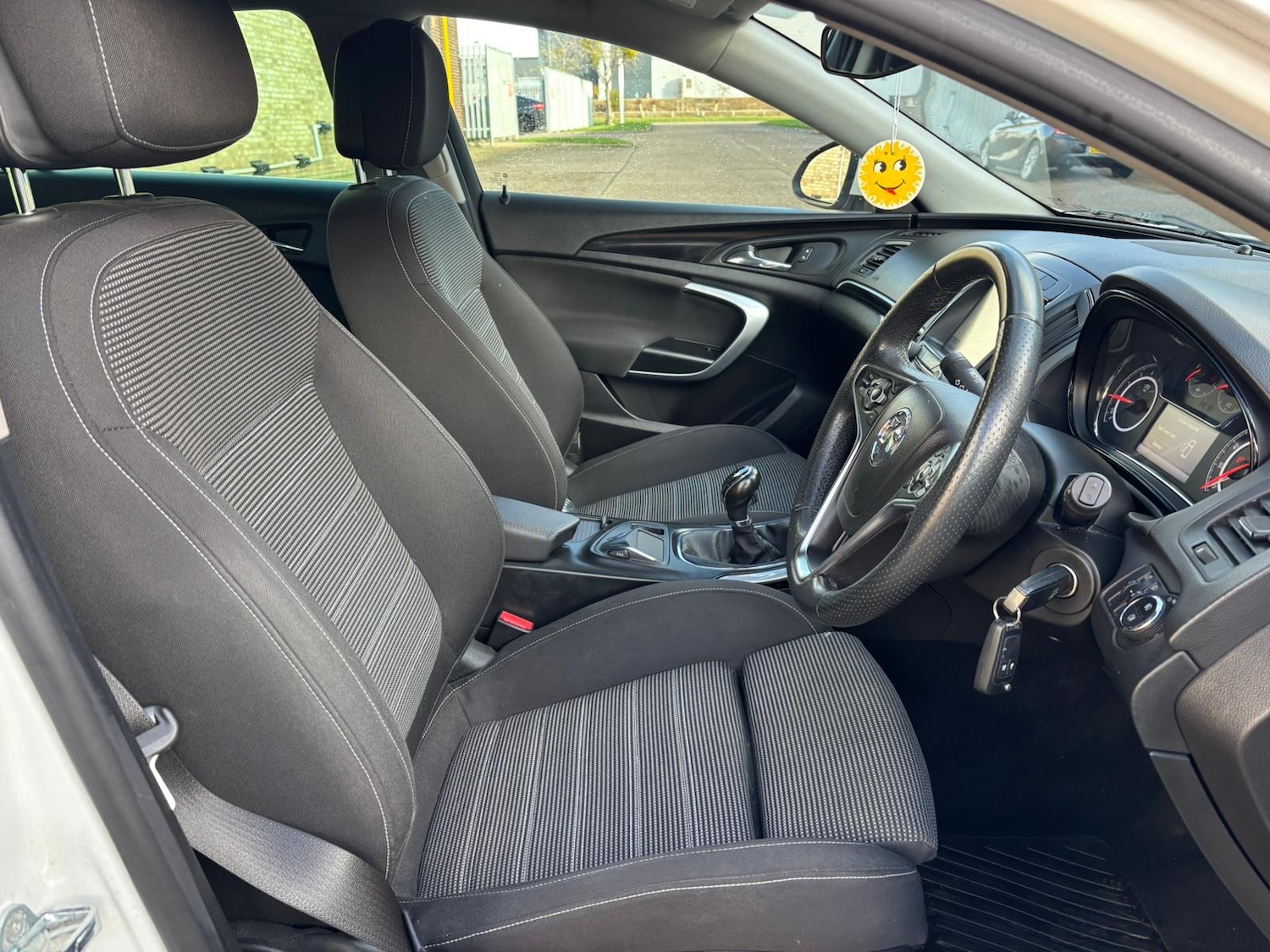 Used Vauxhall Insignia 2014 for sale - 77394017: Photo 13