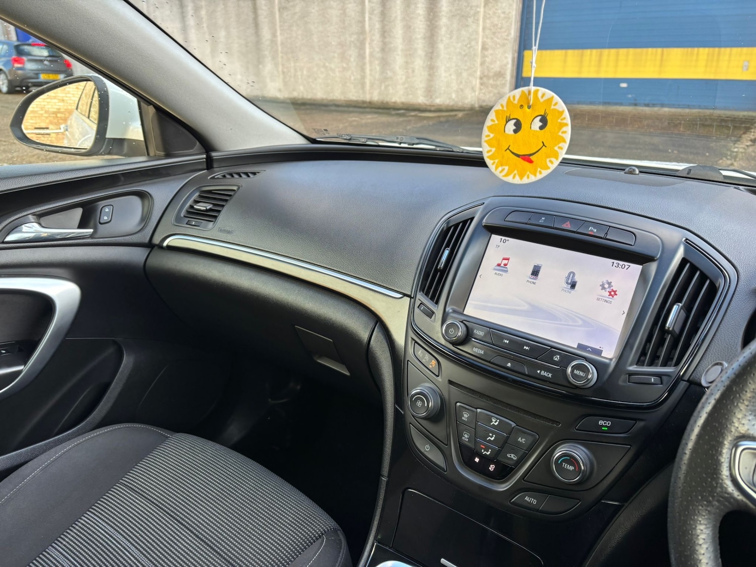 Used Vauxhall Insignia 2014 for sale - 77394017: Photo 25