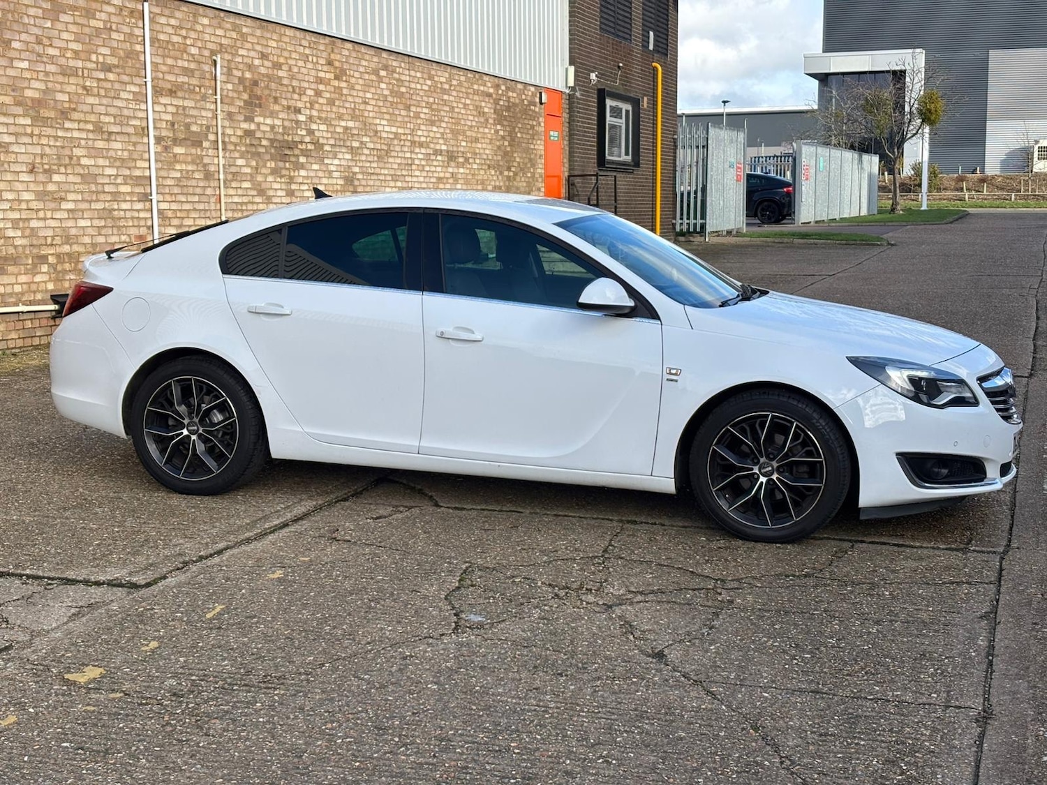Used Vauxhall Insignia 2014 for sale - 77394017: Photo 8