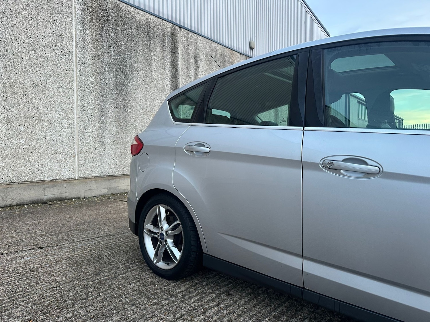 Used Ford C-Max 2013 for sale - 76559586: Photo 21