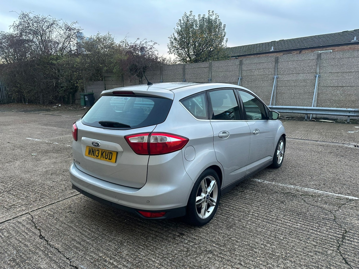 Used Ford C-Max 2013 for sale - 76559586: Photo 22
