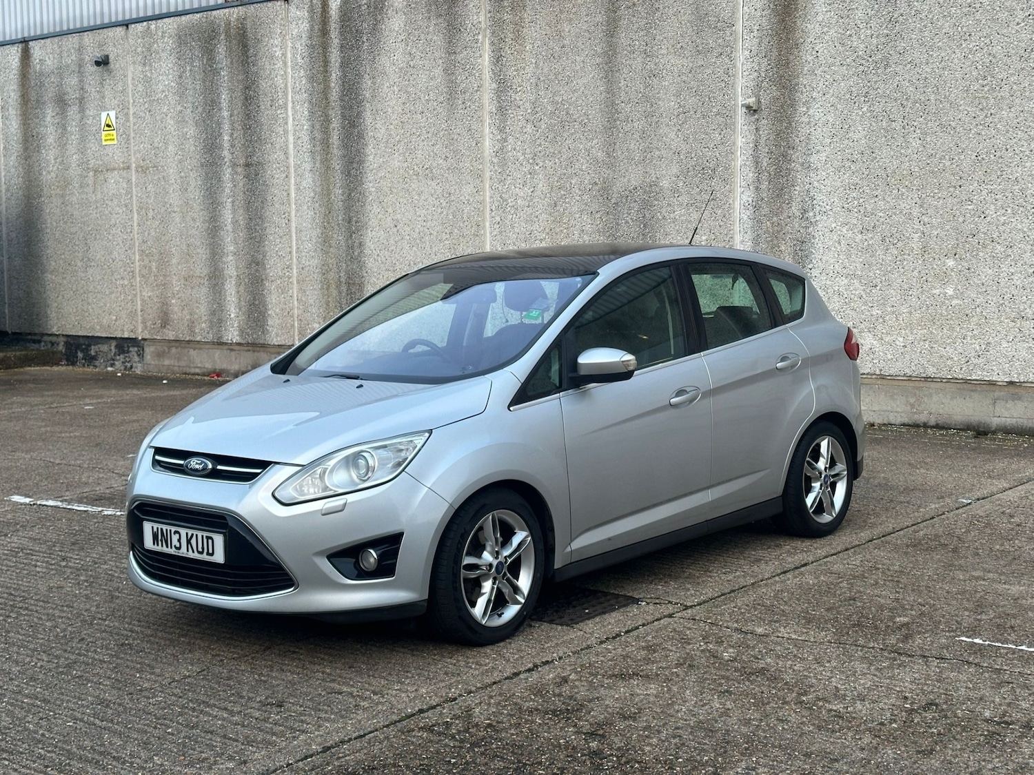 Used Ford C-Max 2013 for sale - 76559586: Photo 4