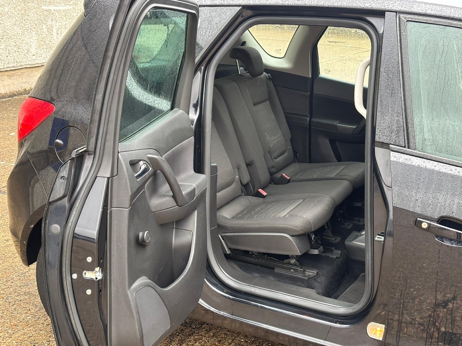 Vehicle 28