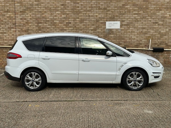 Used Ford S-Max 2011 for sale - 76143306: Photo 11