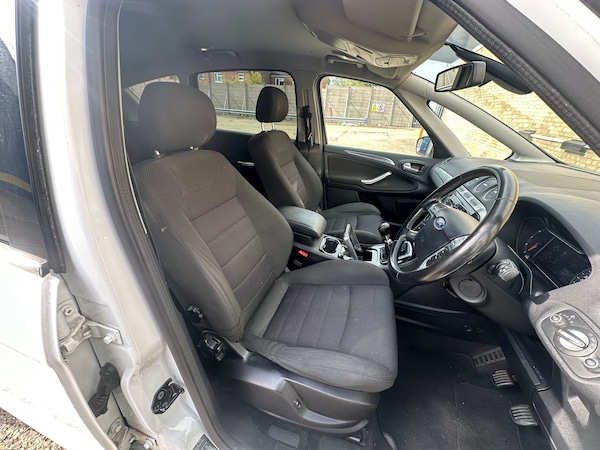 Used Ford S-Max 2011 for sale - 76143306: Photo 12