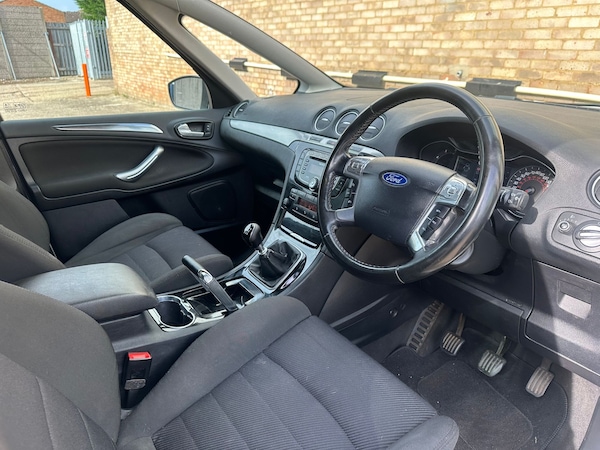 Used Ford S-Max 2011 for sale - 76143306: Photo 13