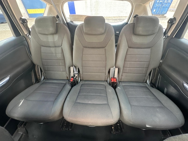 Used Ford S-Max 2011 for sale - 76143306: Photo 41