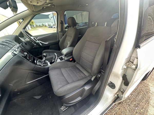 Used Ford S-Max 2011 for sale - 76143306: Photo 44