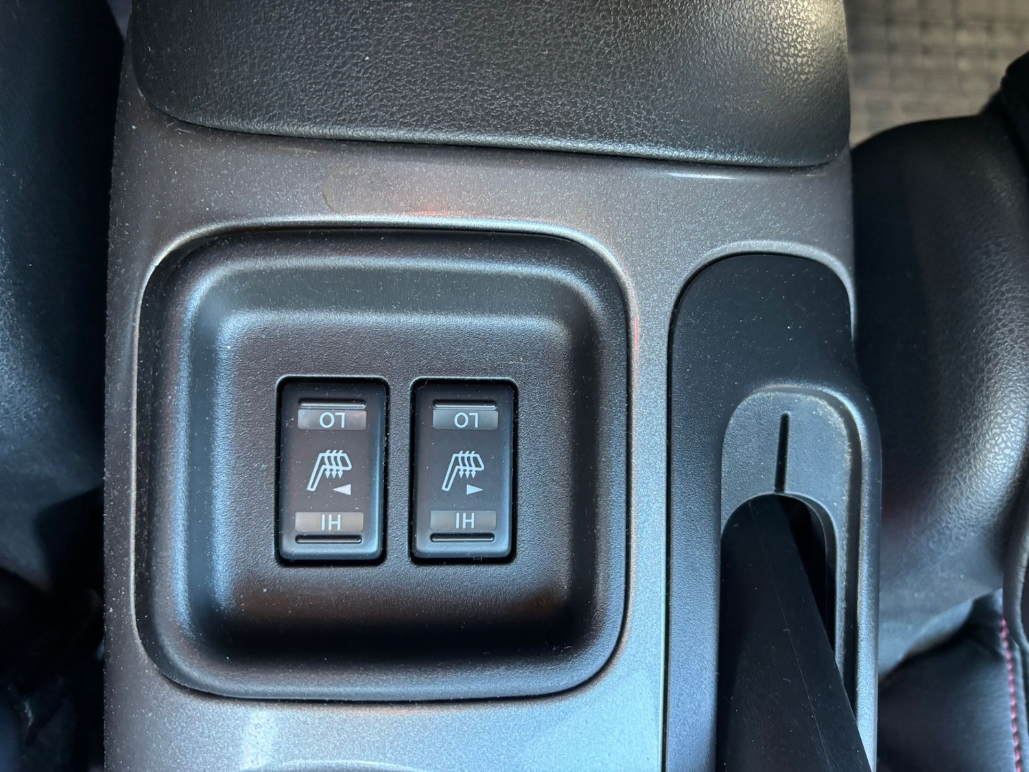 Used Nissan Juke 2011 for sale - 78218686: Photo 26