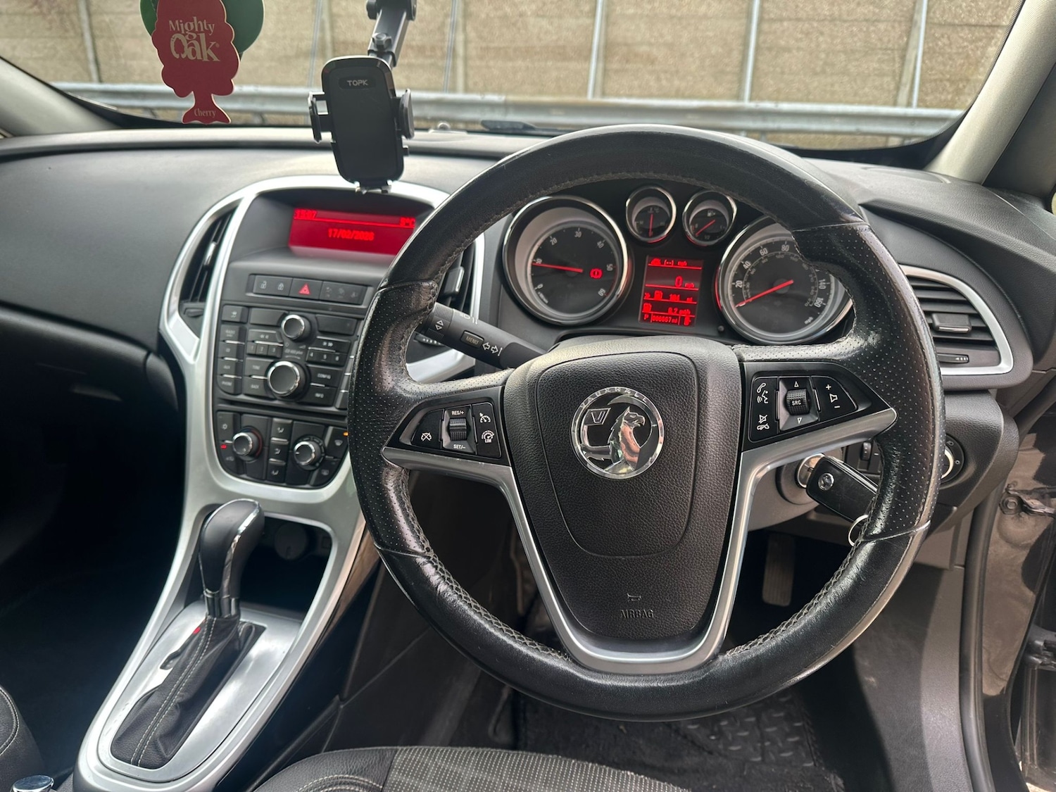 Used Vauxhall Astra GTC 2015 for sale - 77592918: Photo 12